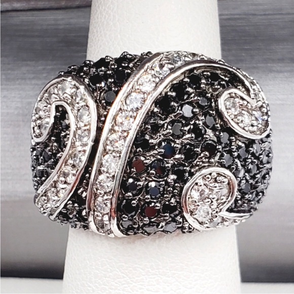 Jewelry - Black & White Diamond Simulant 925 Sterling Silver Rhodium Statement Design Ring